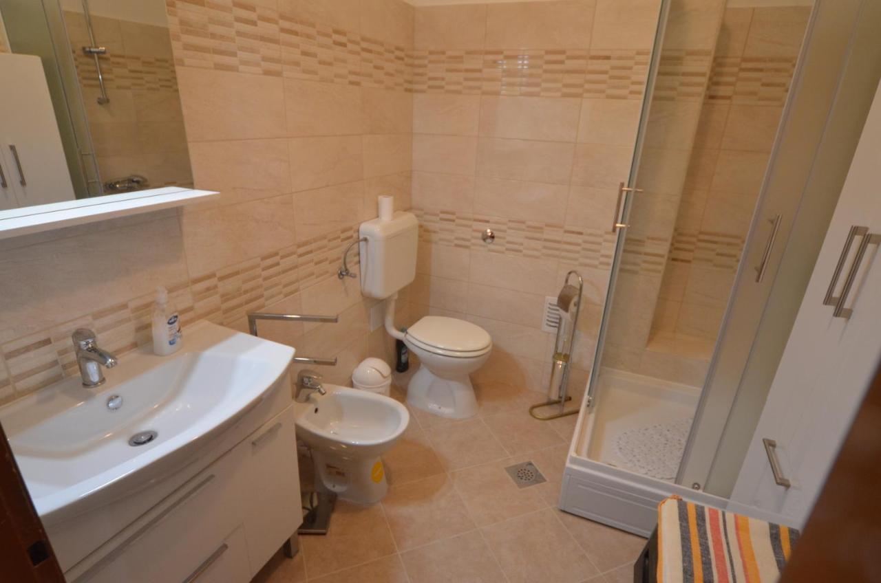 Condominium Apartment โรวีน ภายนอก รูปภาพ